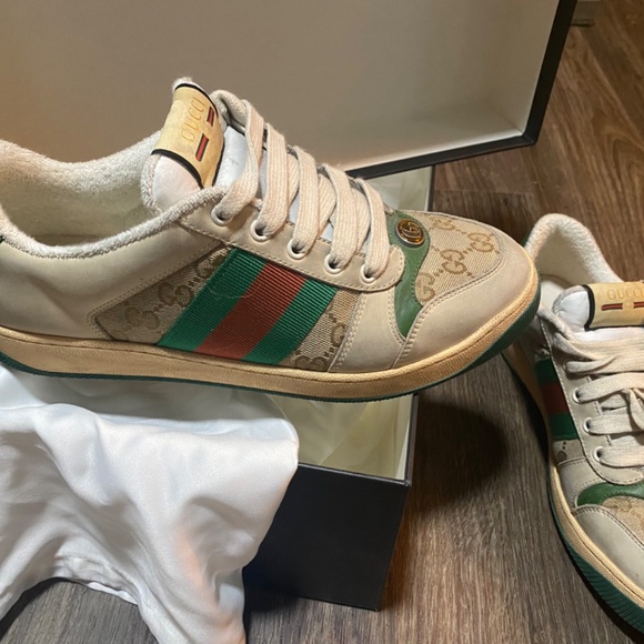 MEN’s 7.5 GUCCI TENNIS SHOES - Picture 3 of 6